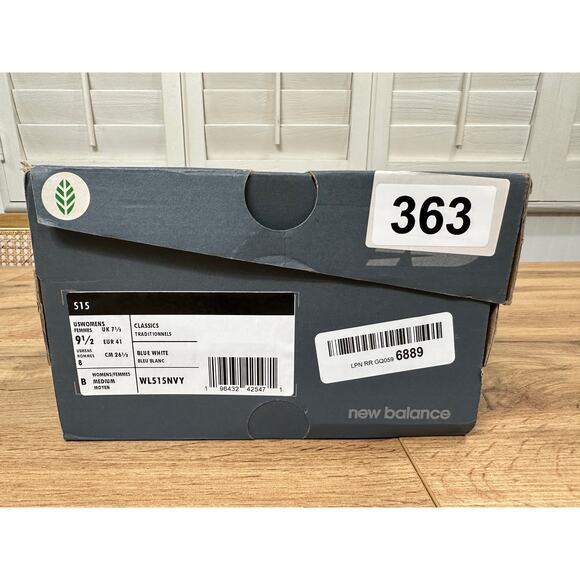 New Balance Women's 515 Classics Sneakers Navy White Size 9.5 NIB - Picture 12 of 14